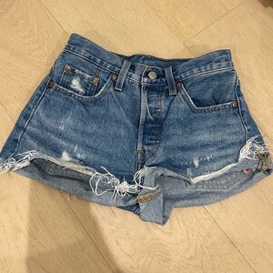 Levi’s 501 SIZE 25